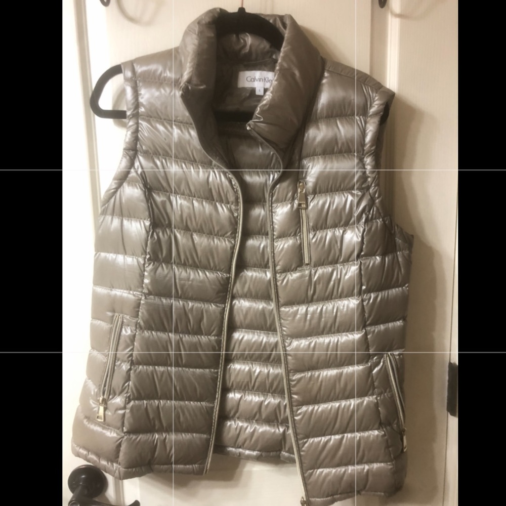 Calvin Klein puffer vest SZ large